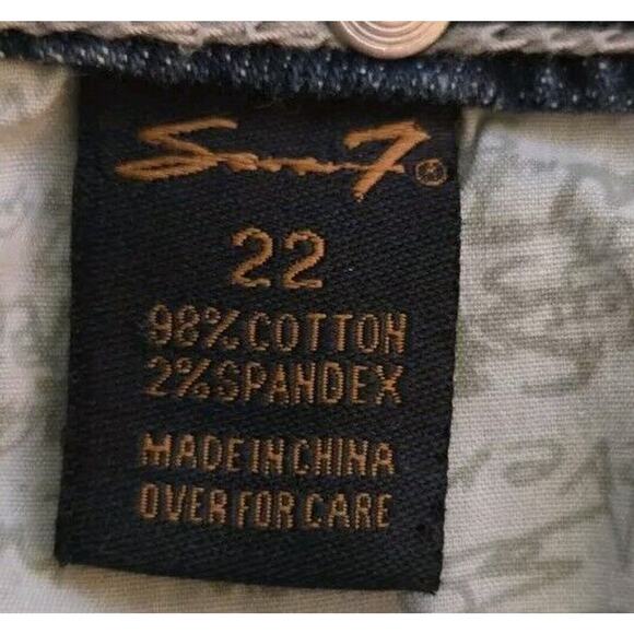 Seven7 Limited Edition Distressed Decorative Jeans Women's Size 22W Stretch Chic - Picture 6 of 7